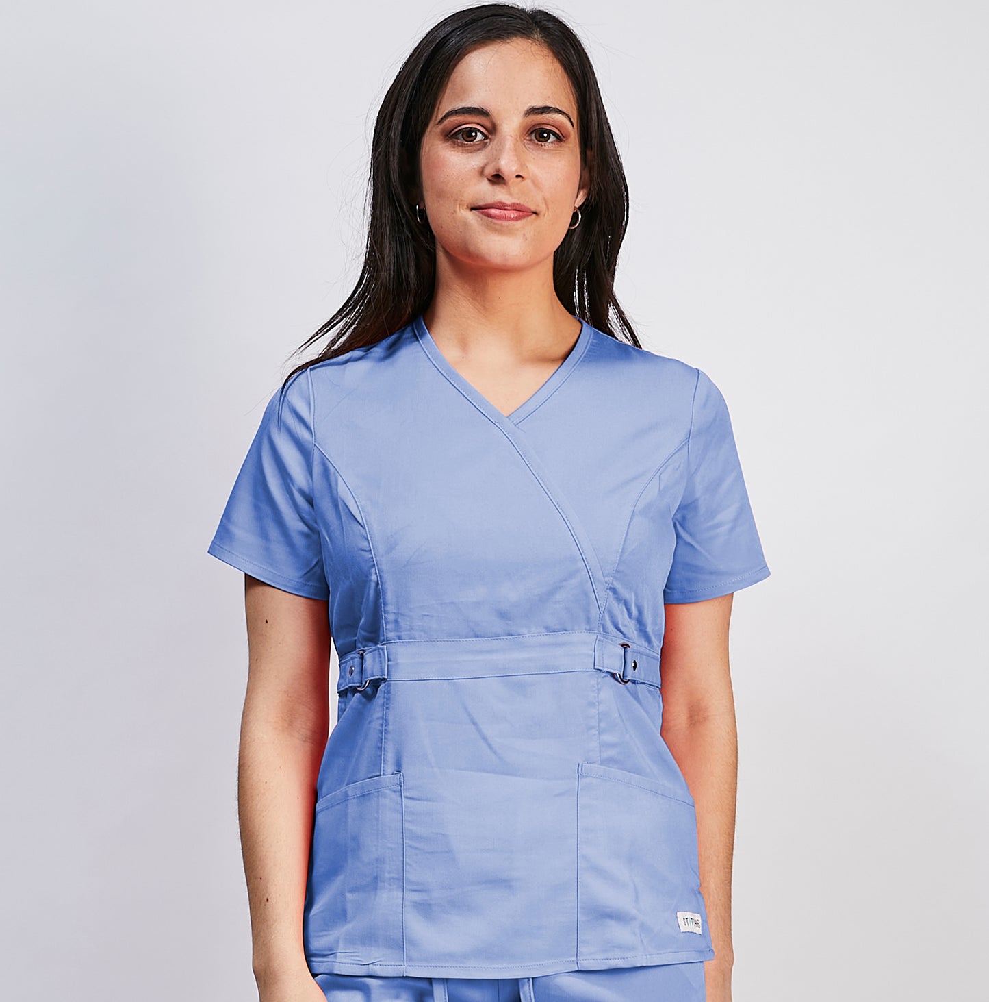 UNIFORME CLINICO - SCRUB - DELANTAL MEDICO - COLOR CELESTE