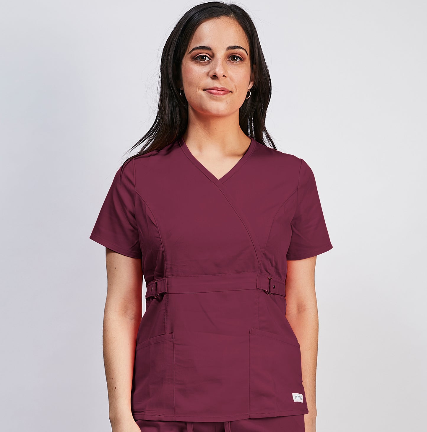 UNIFORME CLINICO - SCRUB - DELANTAL MEDICO - COLOR BURDEO