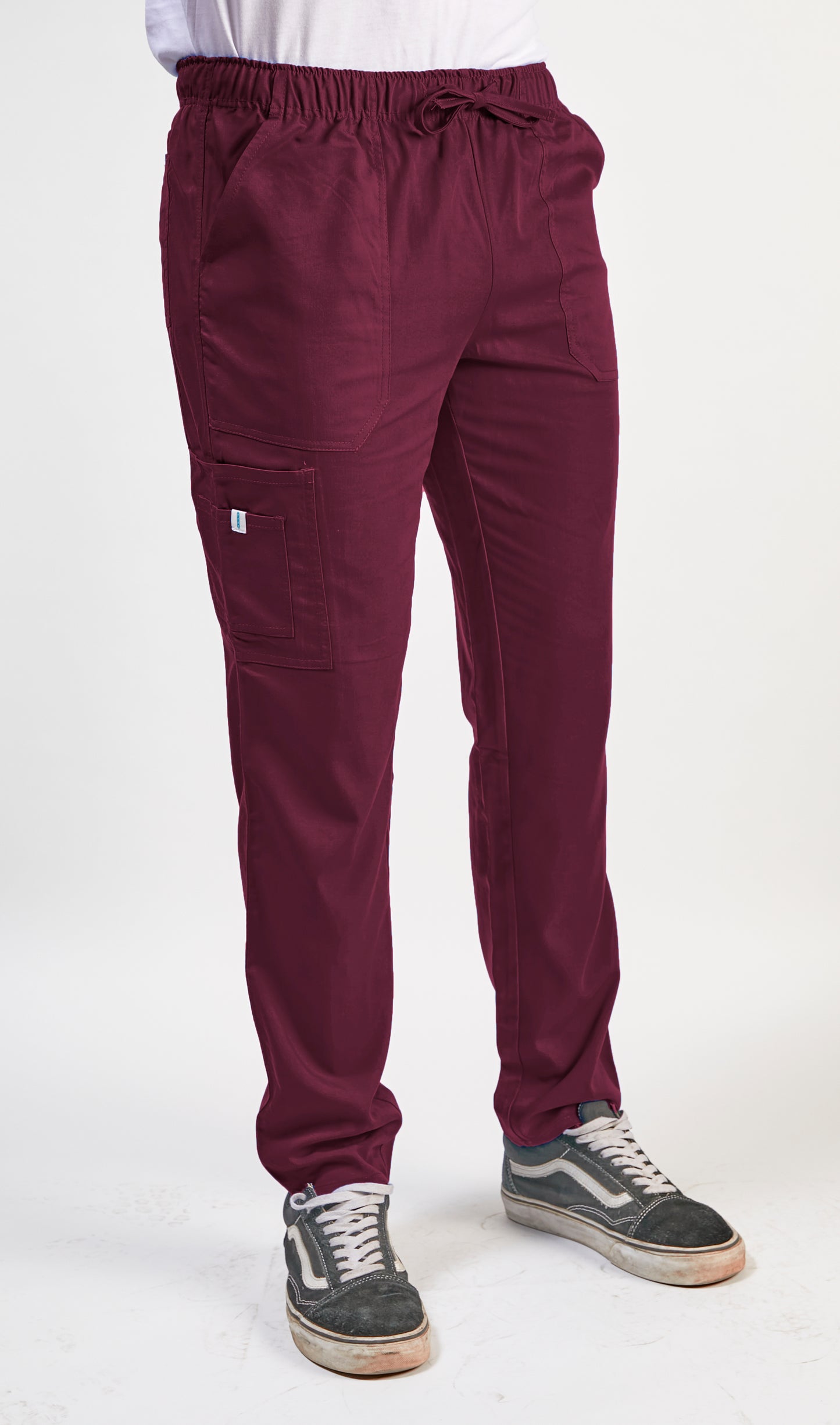 Pantalon clinico hombre burdeo