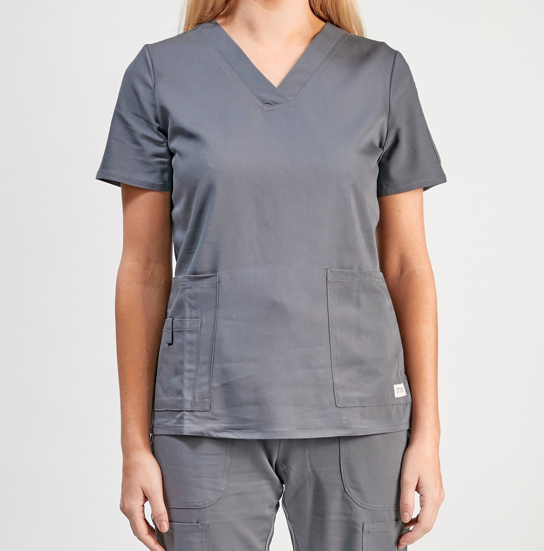 Uniforme clinico mujer one gris